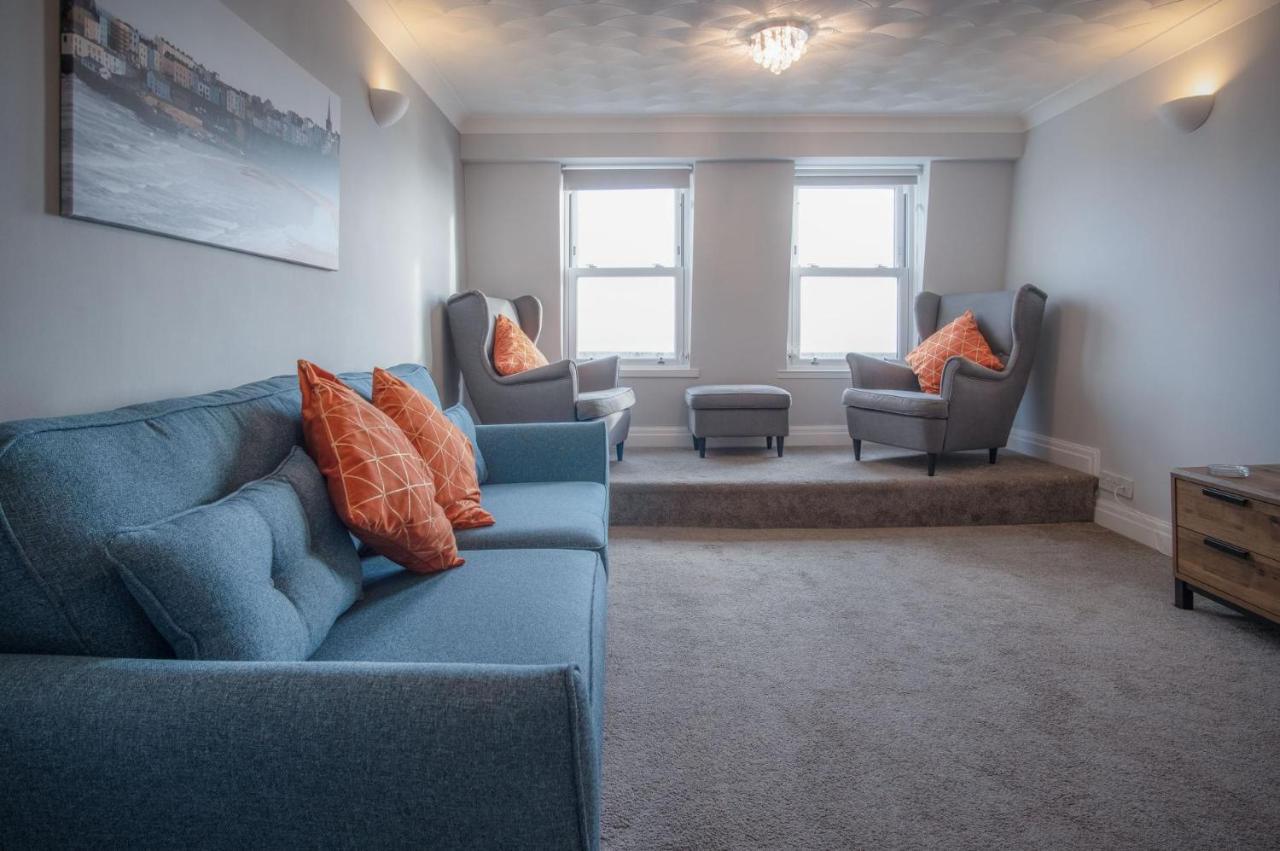 North Beach Heights - 2 Bedroom Penthouse - Tenby Exterior foto